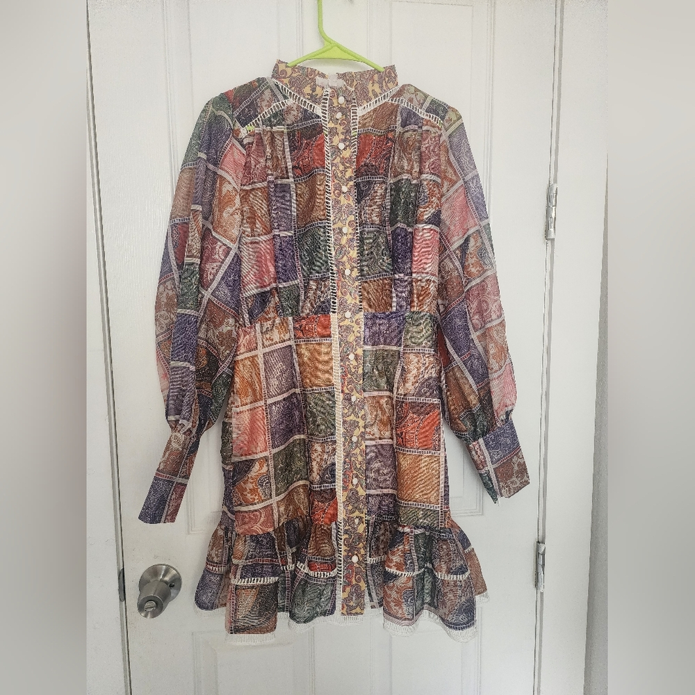 L'atiste by Amy, size medium, color block, embroidered.